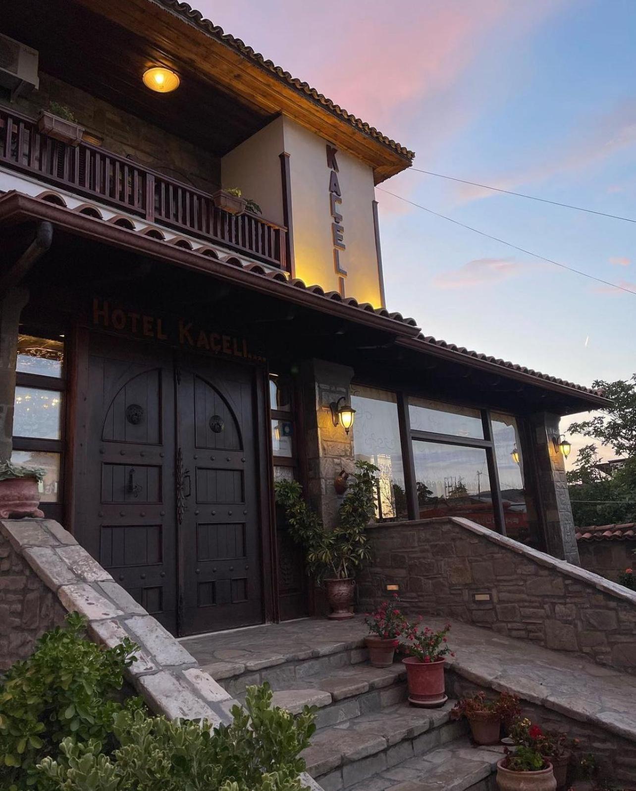 Hotel Kaceli Berat Exterior photo